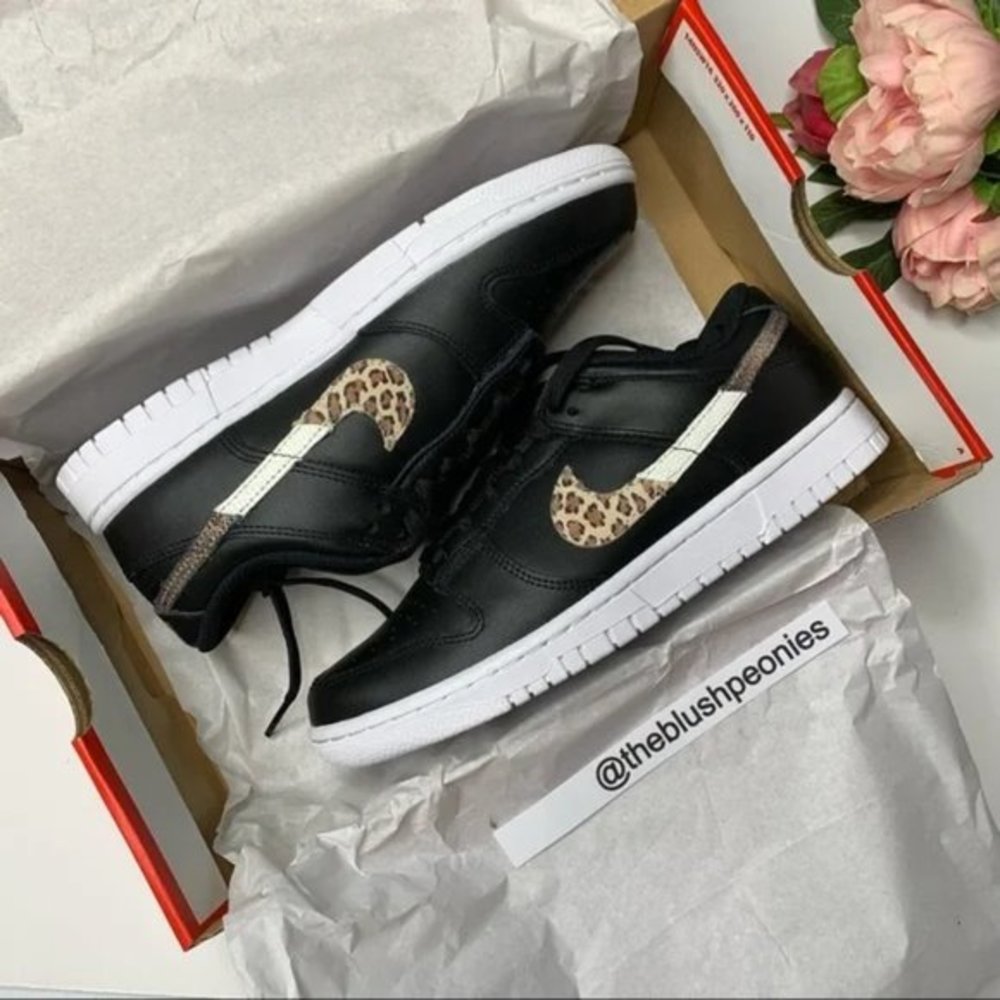 Nike Dunk Low Animal Swoosh Black NWT